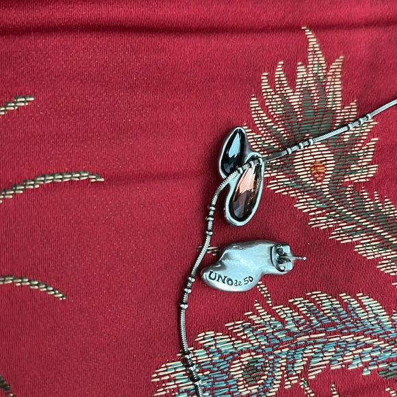 Double standards and smashing to boot! Fab double necklace by UNO de 50 🤗 - Picture 9 of 9